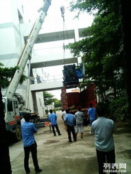 佛山市禪城區(qū)富強(qiáng)裝卸服務(wù)公司 專(zhuān)業(yè)叉車(chē)吊車(chē)出租與全方位保潔服務(wù)